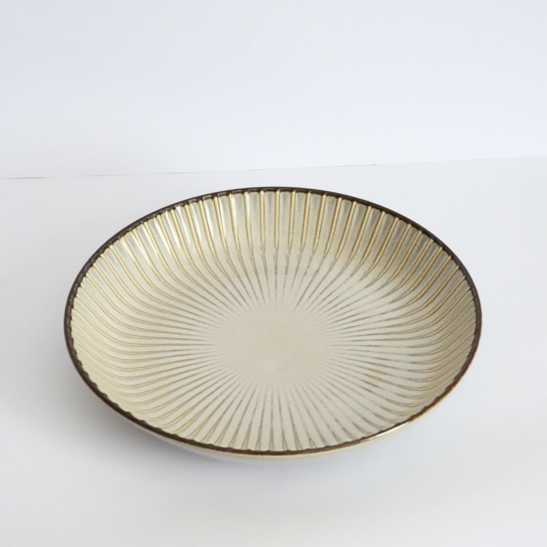 Sendan Mino Ware Ceramic Dinner Plate - white - side