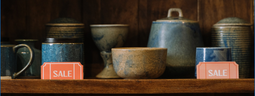 What are the Differences between Pottery vs. Porcelain