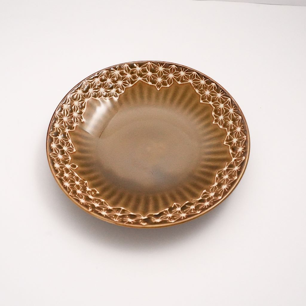 Hemp Leaf Salad Plate - Light Brown - top