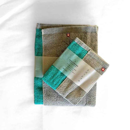 Imabari Two-Toned Towel Set