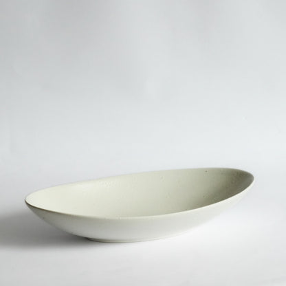 Mino Ware Main Dish Oval Bowl - White