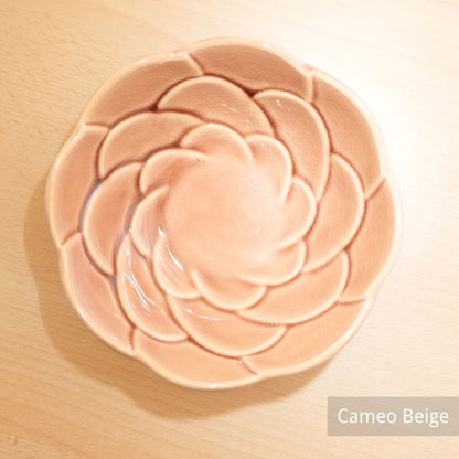 Mino Ware Floral Serving Bowl Cameo Beige