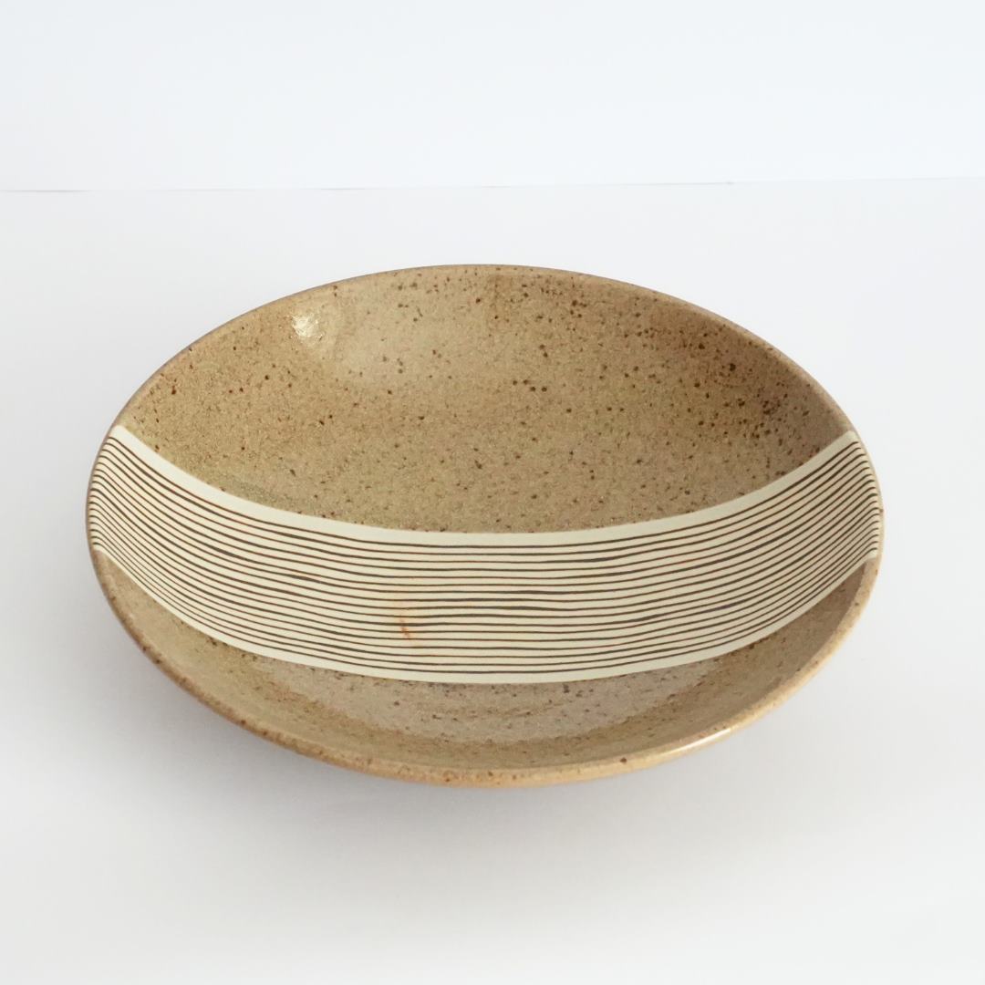 Suikusa Mino Ware Ceramic Dinner Plate - side